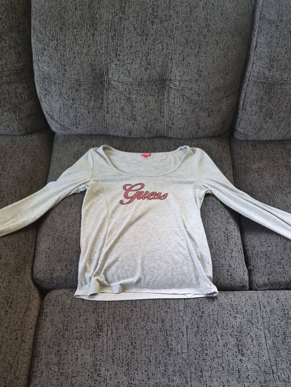 Guess Women’s Light Gray Long-Sleeve Scoop Neck Top with Logo
